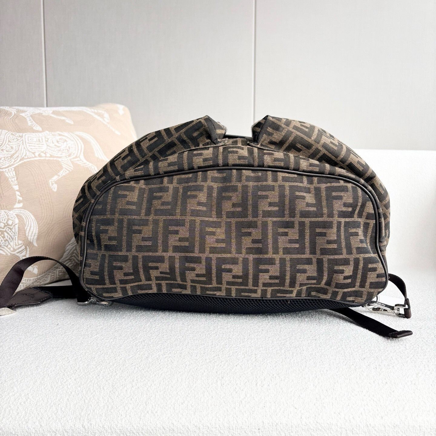 Fendi Pre-loved Bag Very good condition Size ONE SIZE - 5 Thumbnail