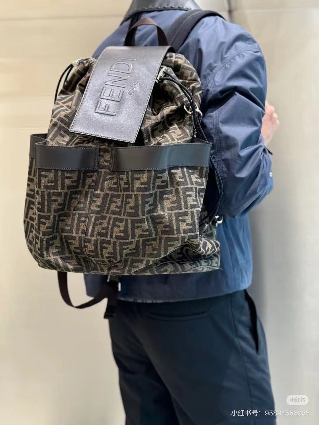 Fendi Pre-loved Bag Very good condition Size ONE SIZE - 9 Thumbnail