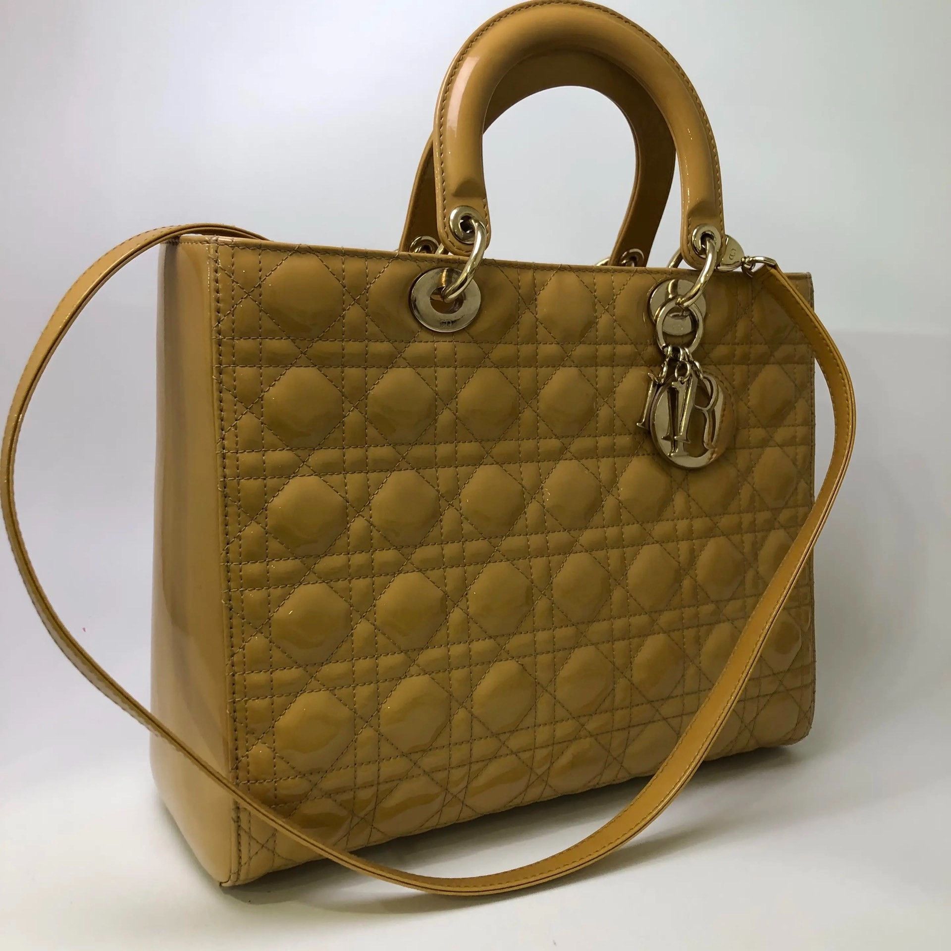 Dior Pre-loved Bag Very good condition Size ONE SIZE - 2 Thumbnail