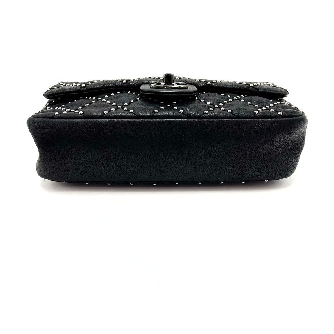 Chanel Pre-loved Bag Very good condition Size ONE SIZE - 5 Thumbnail