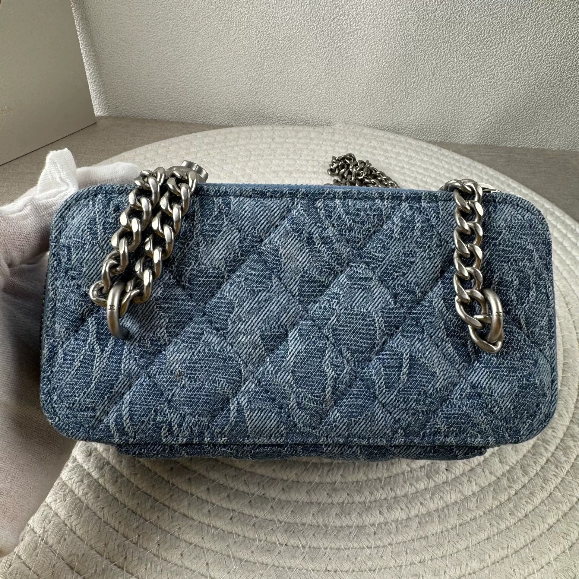 Chanel Pre-loved Bag Very good condition Size ONE SIZE - 7 Thumbnail