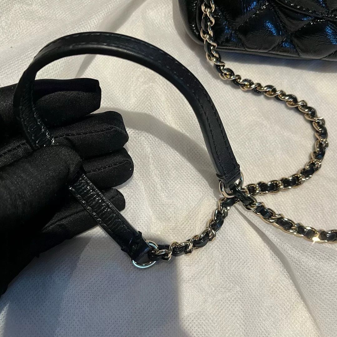 Chanel Pre-loved Bag Very good condition Size ONE SIZE - 4 Thumbnail