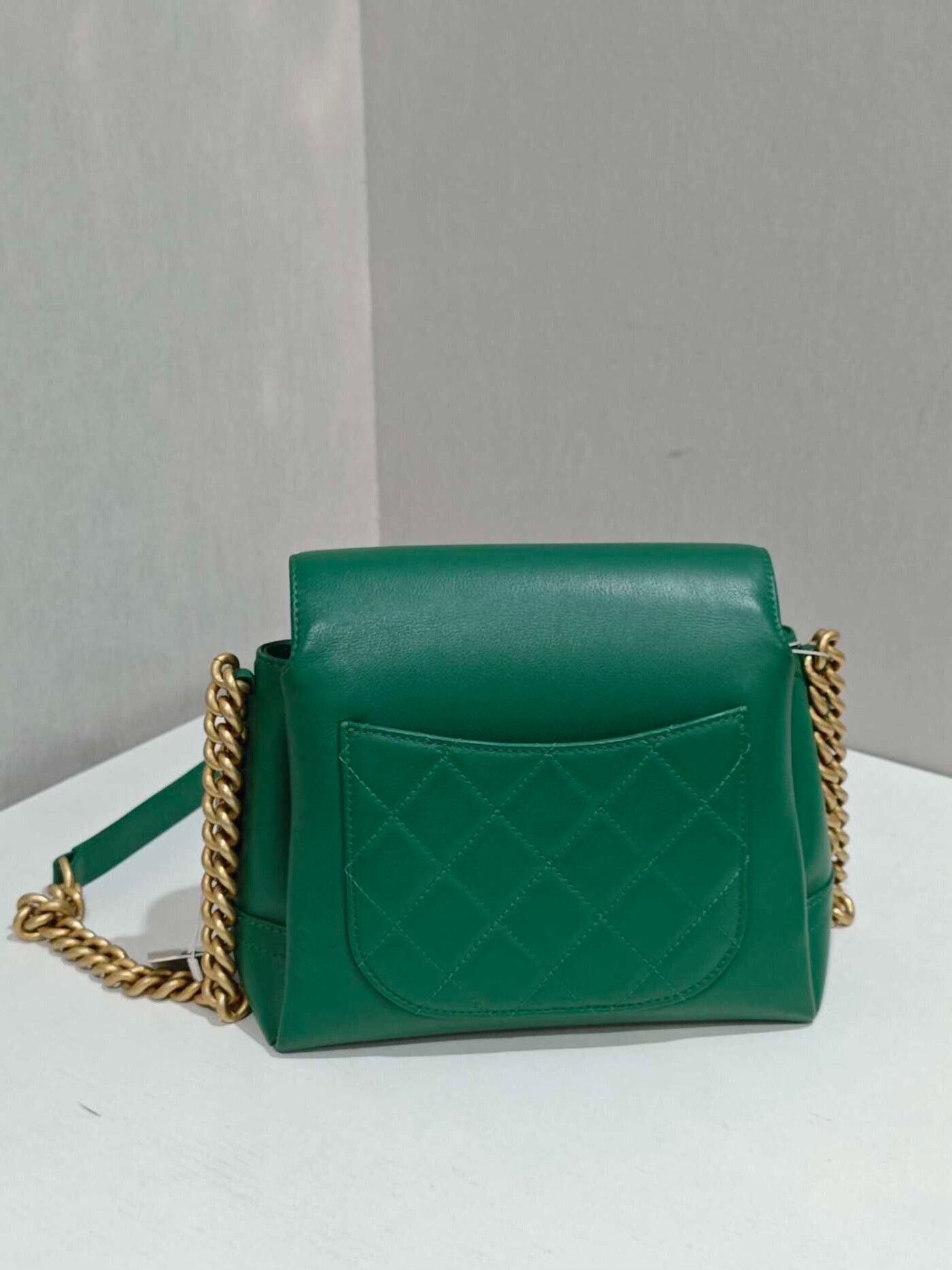 Chanel Pre-loved Bag Very good condition Size ONE SIZE - 2 Thumbnail