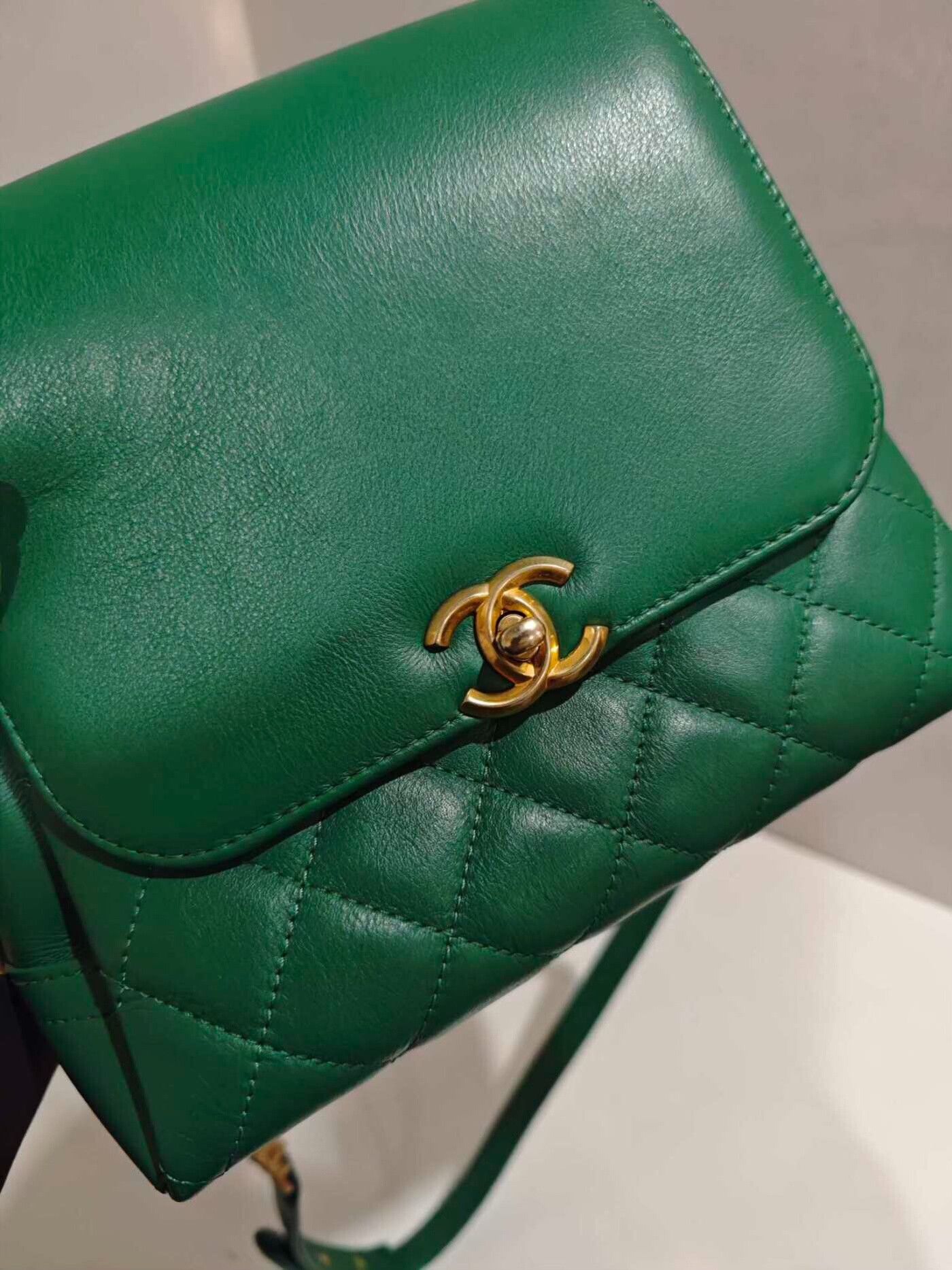 Chanel Pre-loved Bag Very good condition Size ONE SIZE - 3 Thumbnail