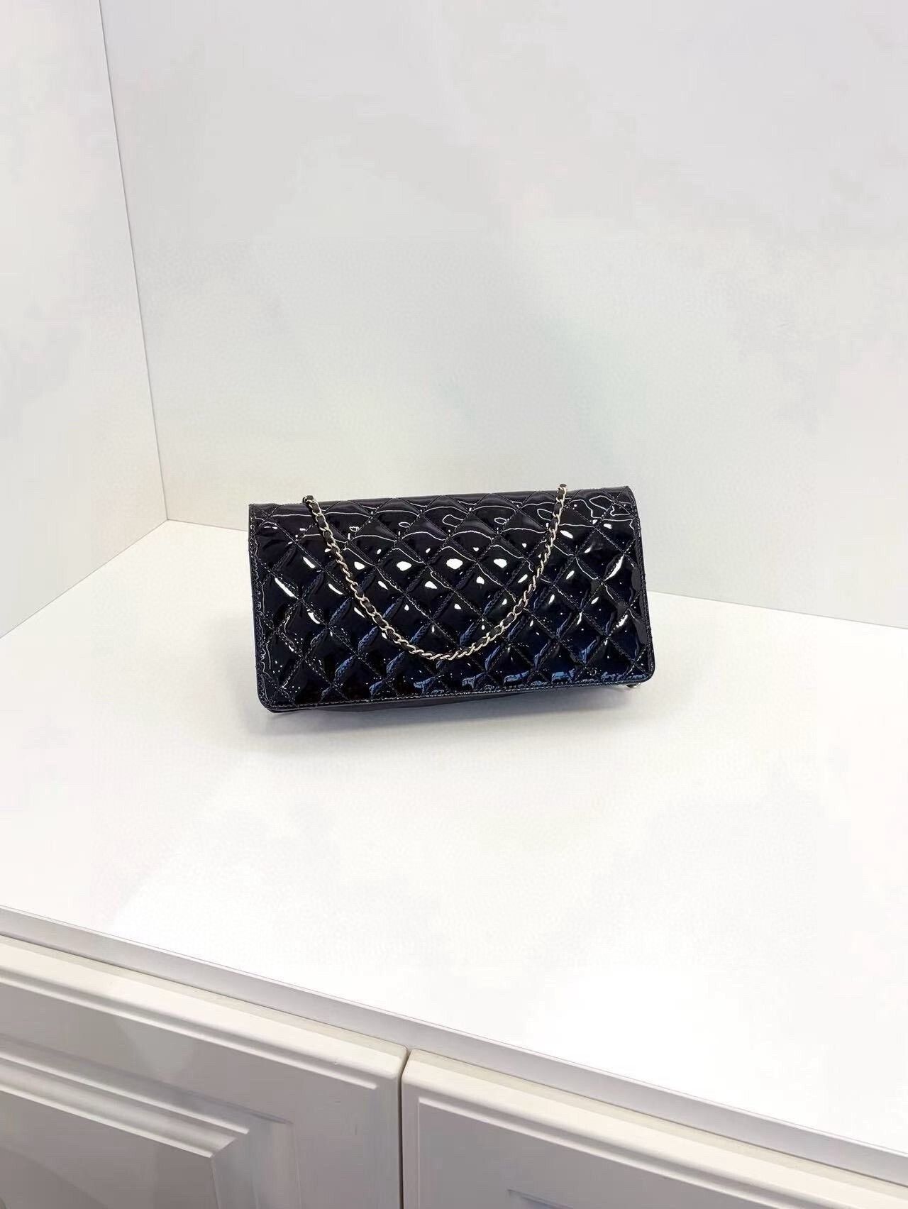 Chanel Pre-loved Bag Very good condition Size ONE SIZE - 2 Thumbnail