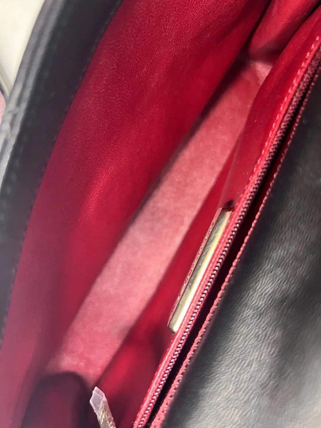 Chanel Pre-loved Bag Very good condition Size ONE SIZE - 9 Thumbnail