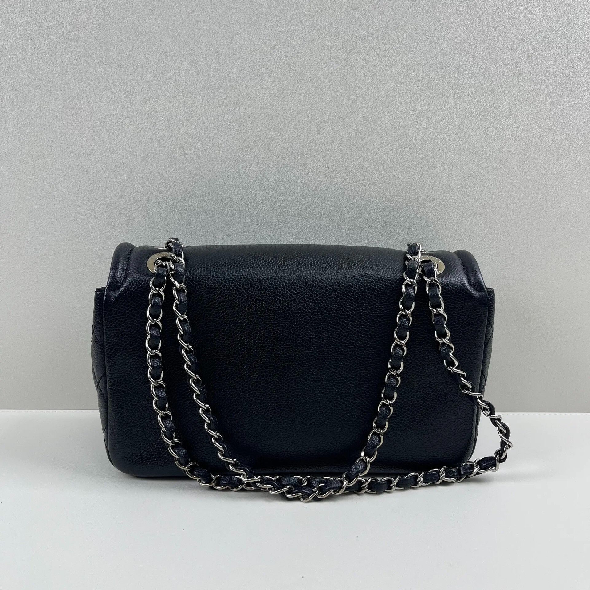 Chanel Pre-loved Bag Very good condition Size ONE SIZE - 3 Thumbnail