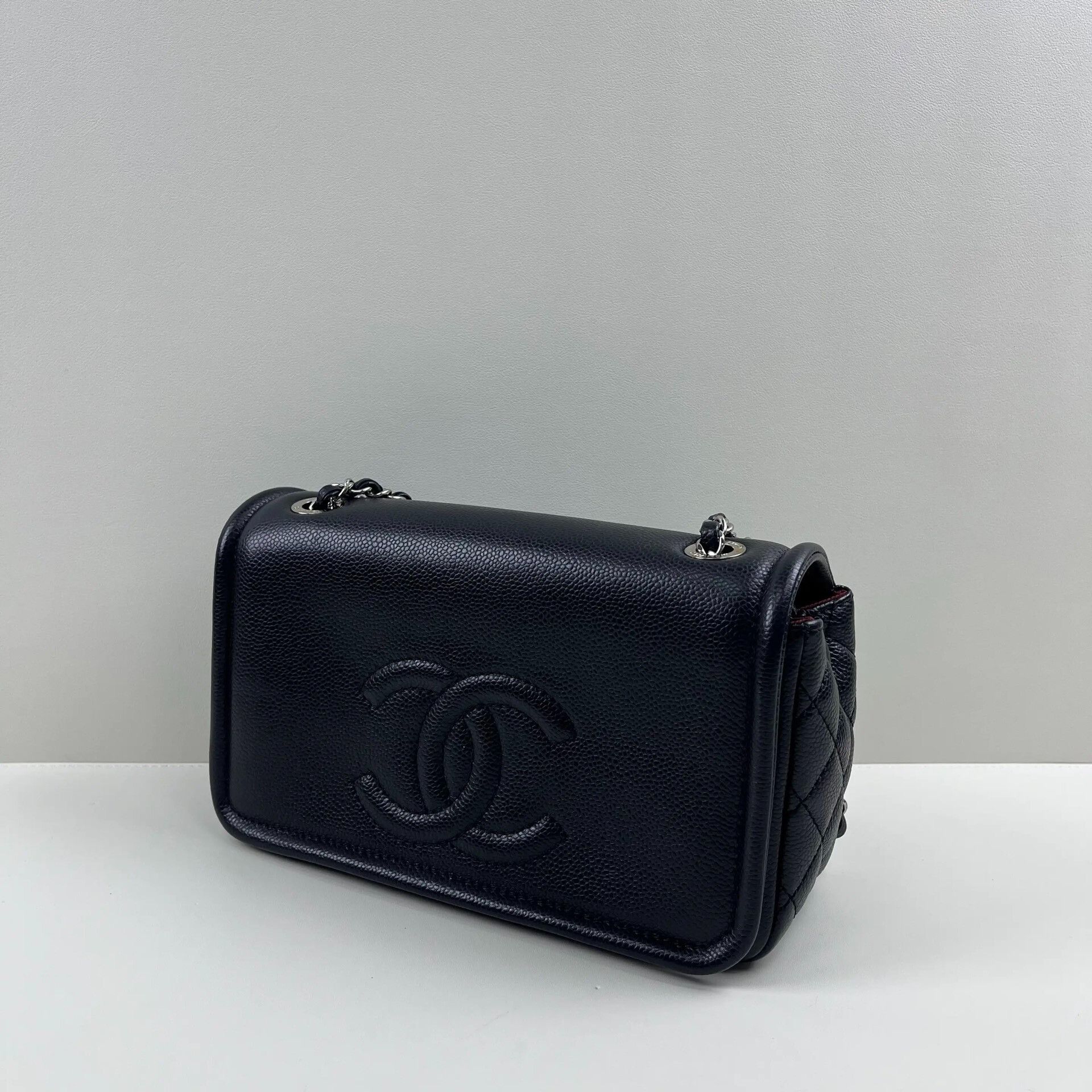 Chanel Pre-loved Bag Very good condition Size ONE SIZE - 2 Thumbnail