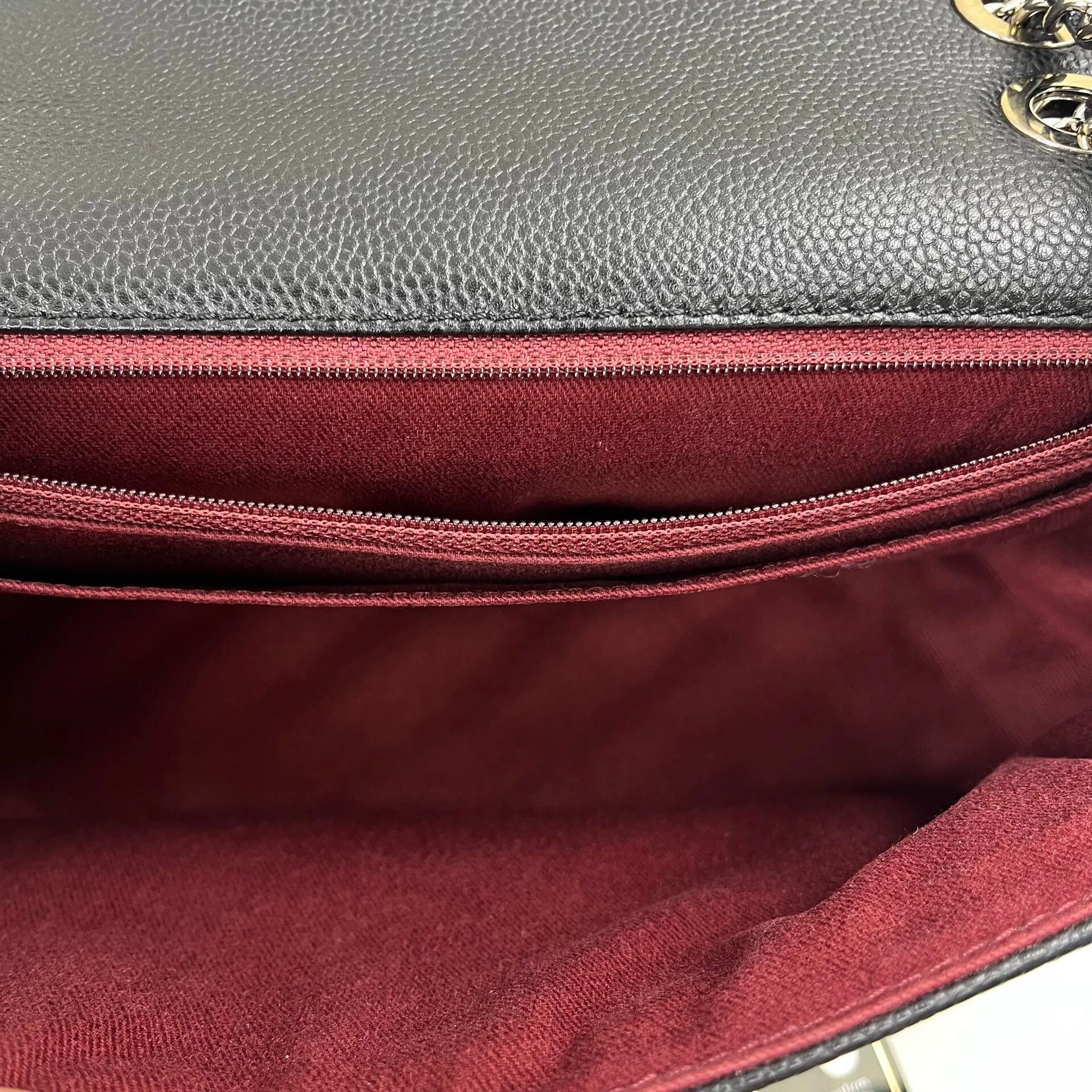 Chanel Pre-loved Bag Very good condition Size ONE SIZE - 8 Thumbnail