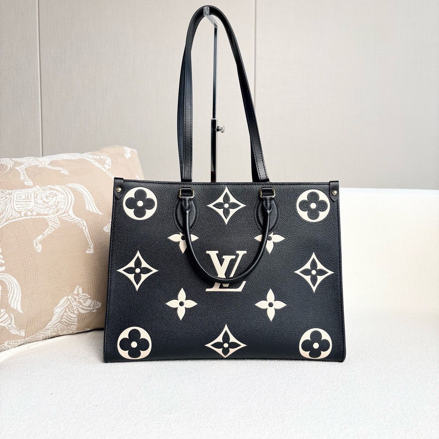 Louis Vuitton Pre-loved Bag Very good condition Size ONE SIZE - 2 Thumbnail