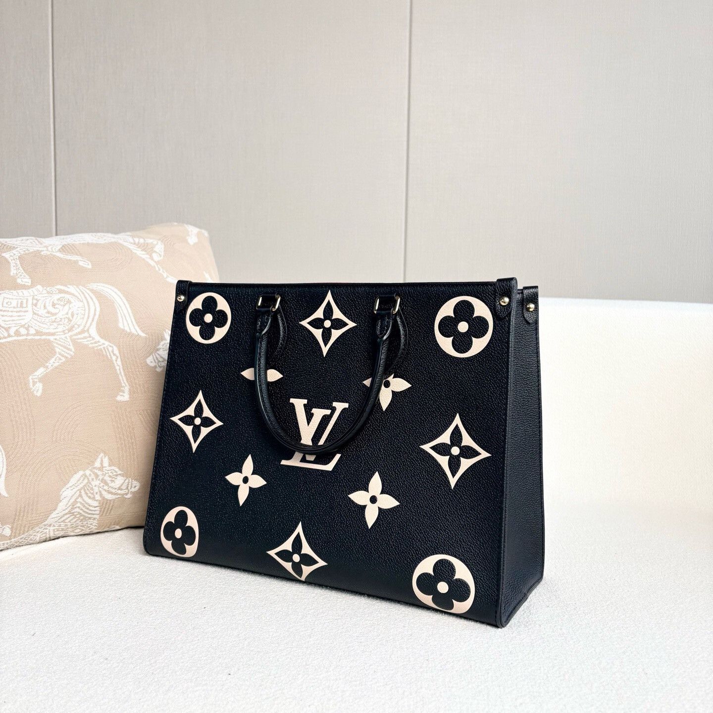 Louis Vuitton Pre-loved Bag Very good condition Size ONE SIZE - 6 Thumbnail