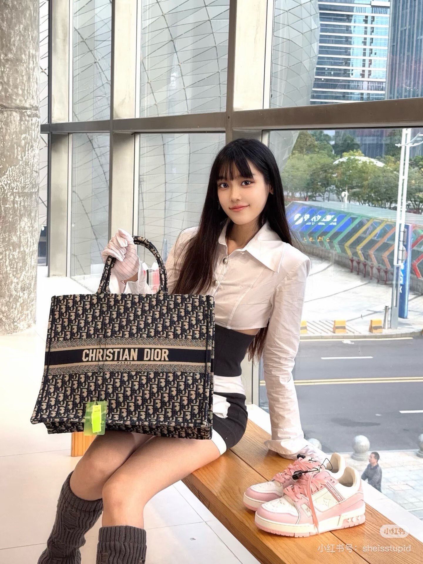 Dior Pre-loved Bag Very good condition Size ONE SIZE - 8 Thumbnail