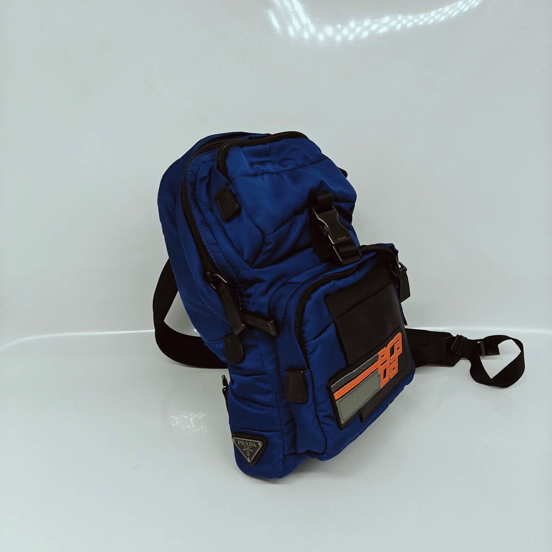 Prada Pre-loved Bag Very good condition Size ONE SIZE - 3 Thumbnail