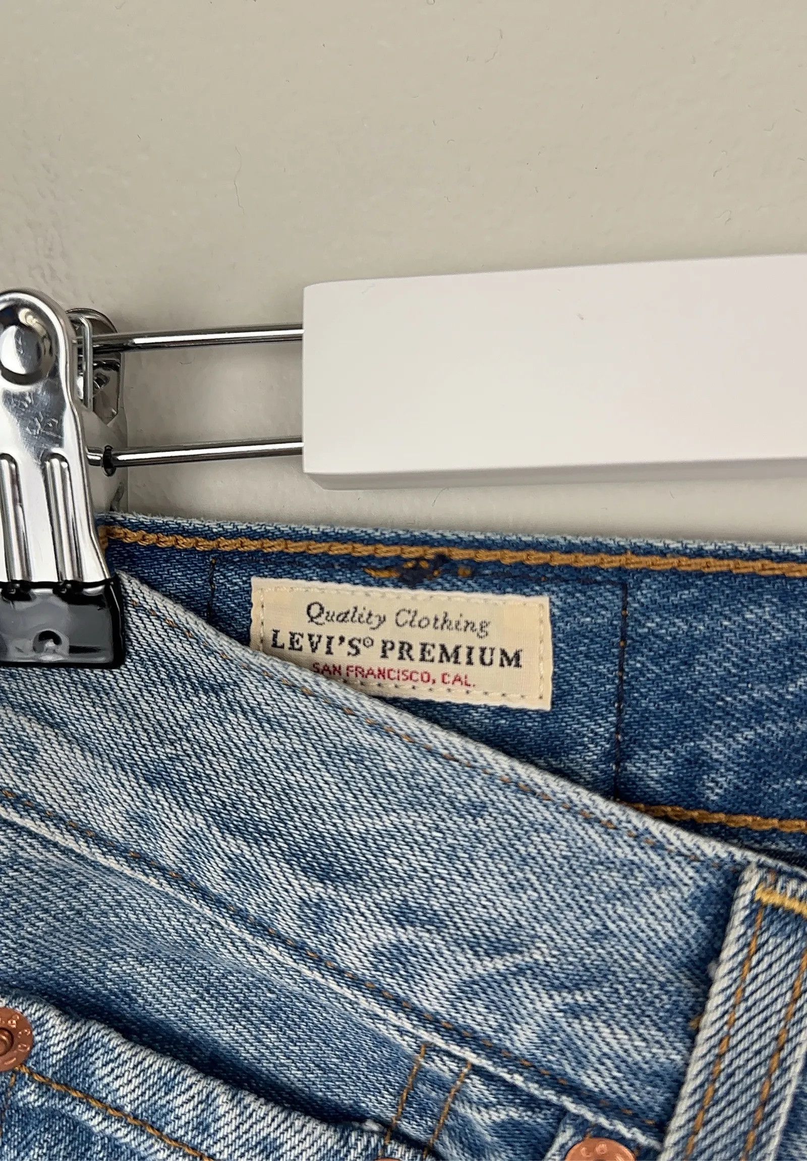 Levi's Levi's Ribcage Straight Jeans Size 26" / US 2 / IT 38 - 2 Thumbnail