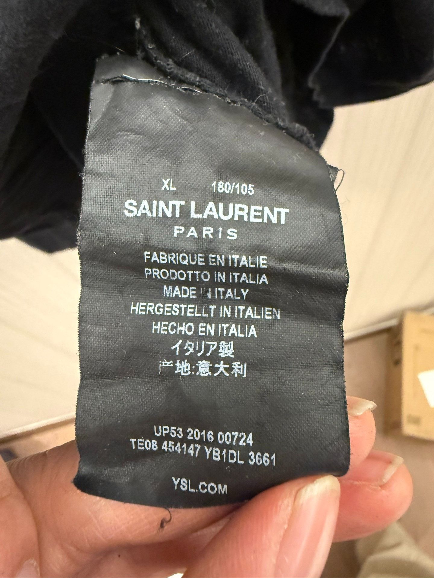 Saint Laurent Paris Saint Laurent Paris Shark T-Shirt xl Men Size US XL / EU 56 / 4 - 4 Thumbnail