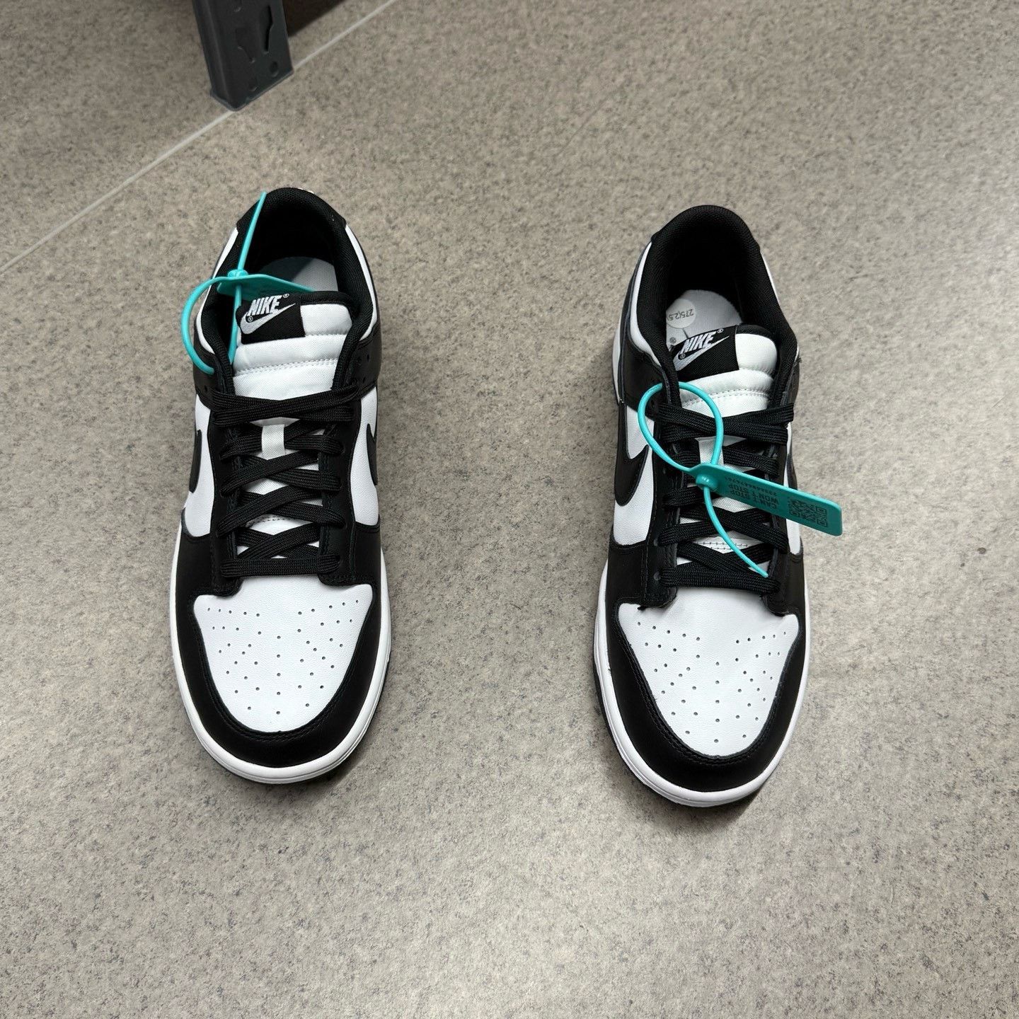 Nike Nike DUNK Black Lowtop Sneakers 43 Men Size US 10 / EU 43 - 5 Thumbnail