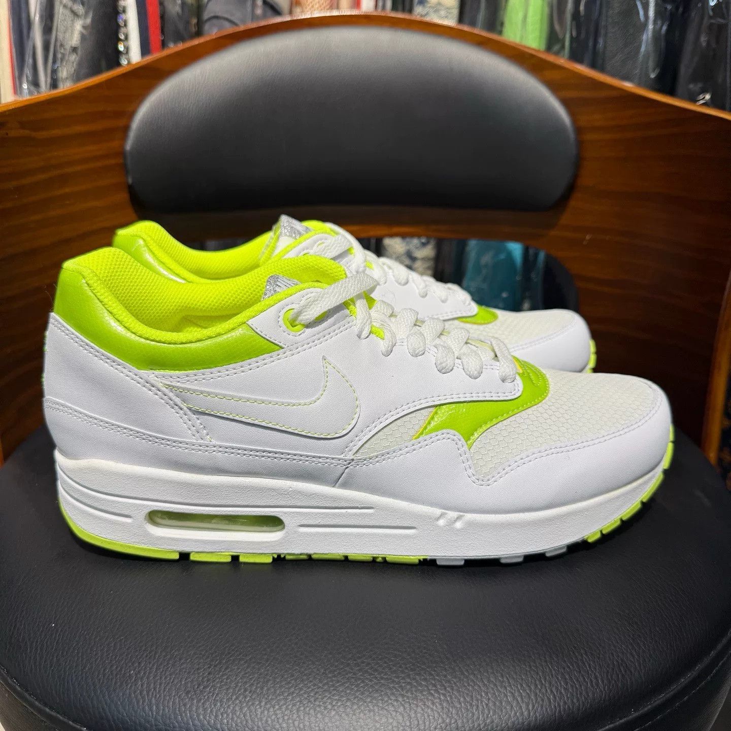 Nike Nike Green Lowtop Sneakers 42 Men Size US 9 / EU 42 - 3 Thumbnail