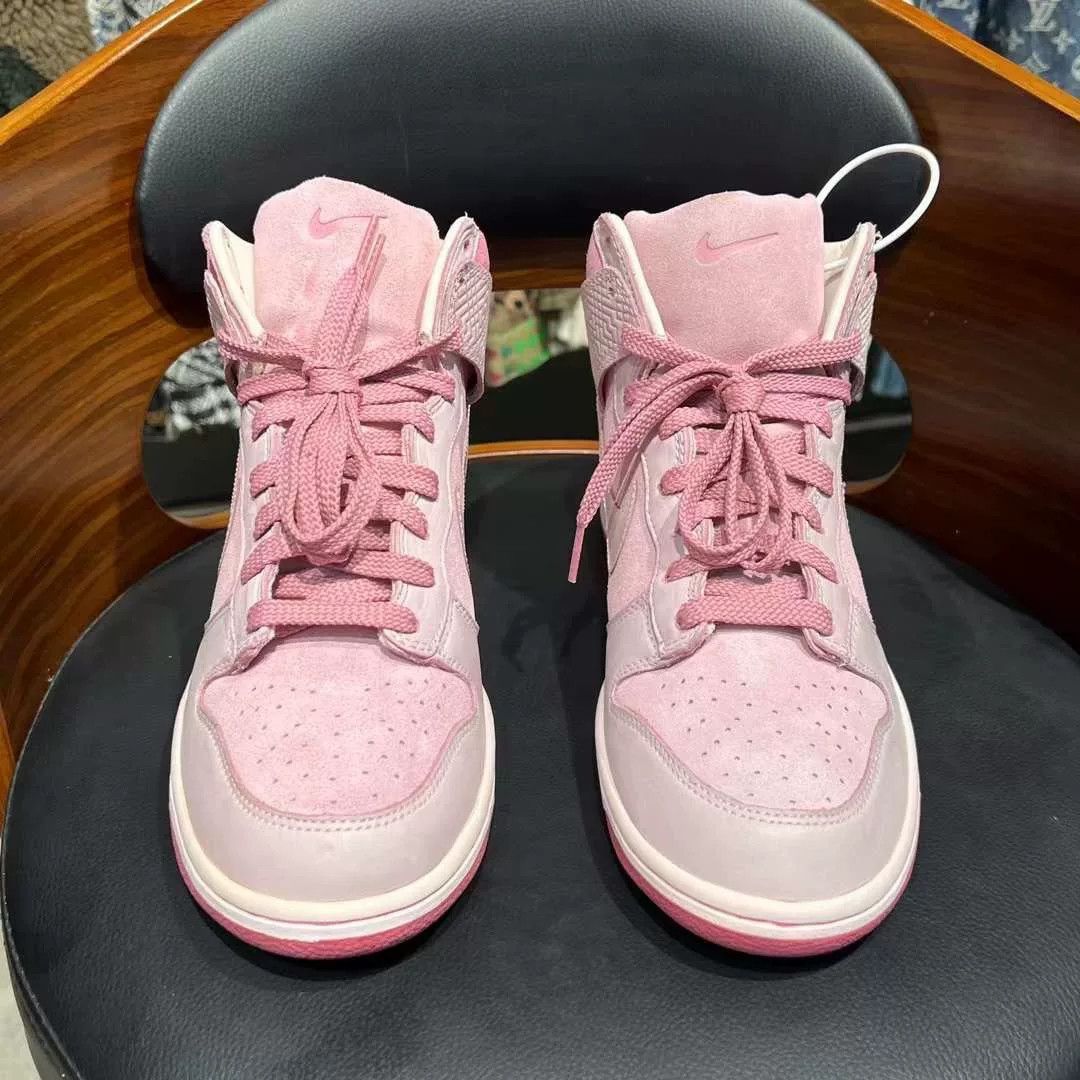Nike Nike DUNK Limited Pink Lowtop Sneakers 42 Men Size US 9 / EU 42 - 2 Thumbnail