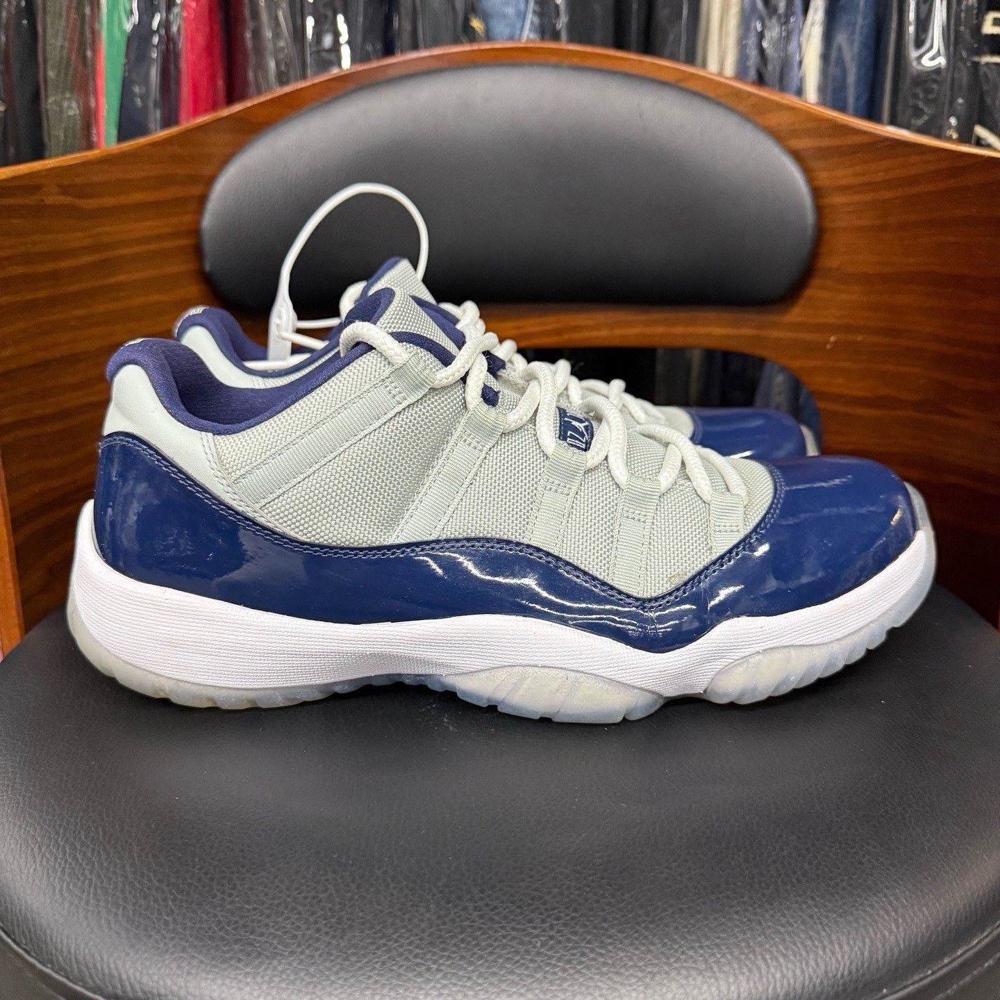 Nike Nike AJ11 Blue Lowtop Sneakers 44.5 Men Size US 11 / EU 44 - 4 Thumbnail