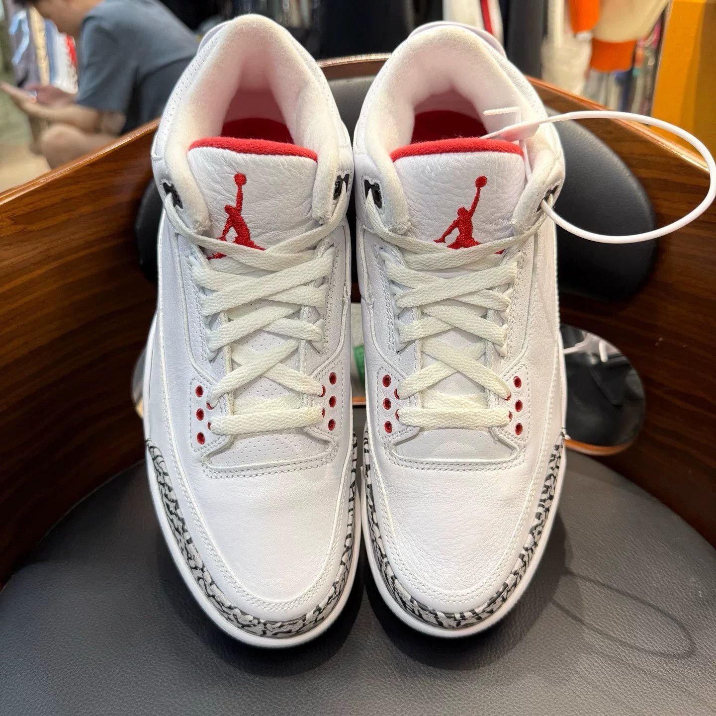 Nike Nike AJ3 White Lowtop Sneakers 41 Men Size US 8.5 / EU 41-42 - 5 Thumbnail