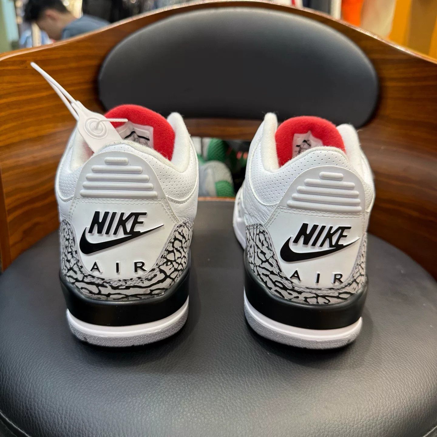 Nike Nike AJ3 White Lowtop Sneakers 41 Men Size US 8.5 / EU 41-42 - 3 Thumbnail