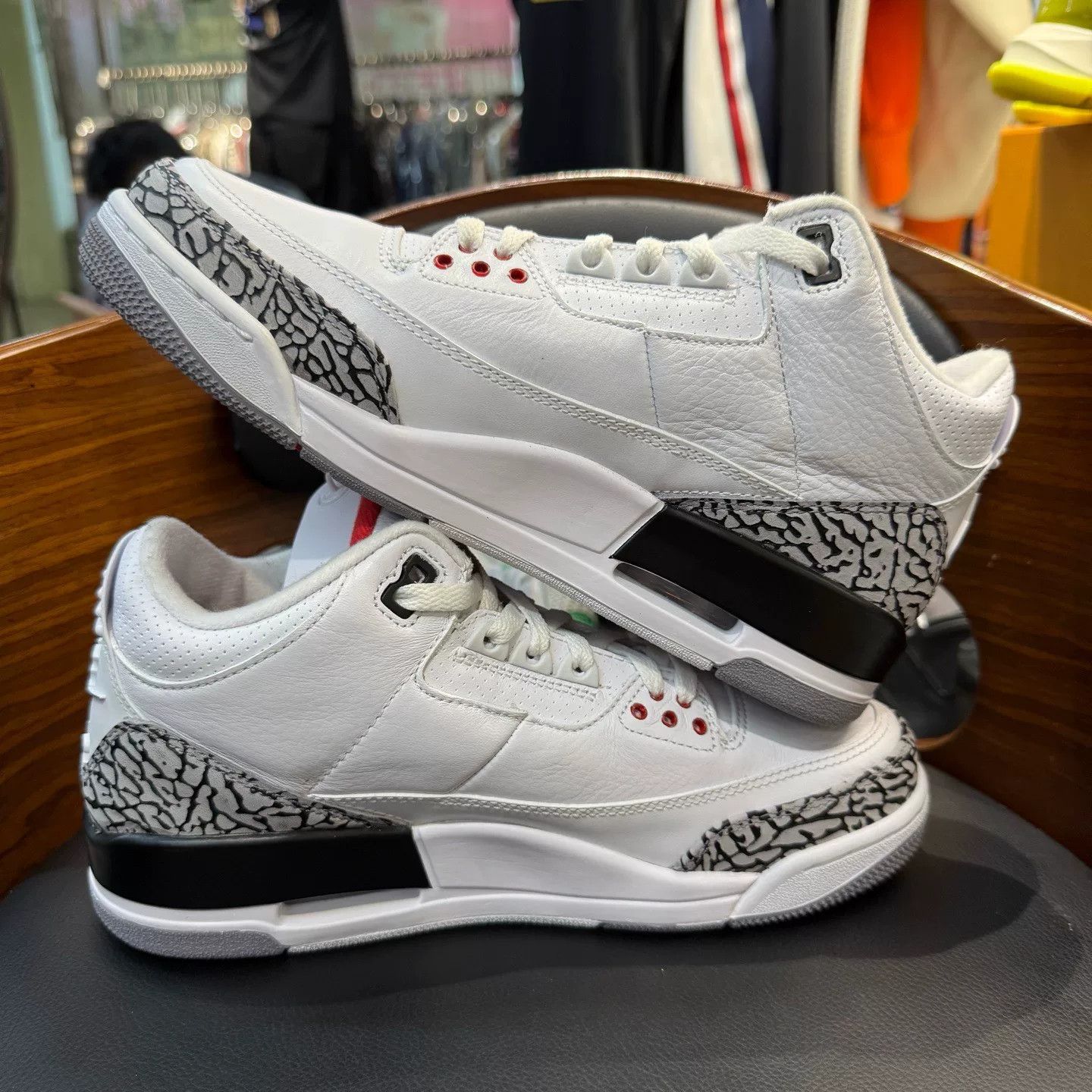 Nike Nike AJ3 White Lowtop Sneakers 41 Men Size US 8.5 / EU 41-42 - 7 Thumbnail