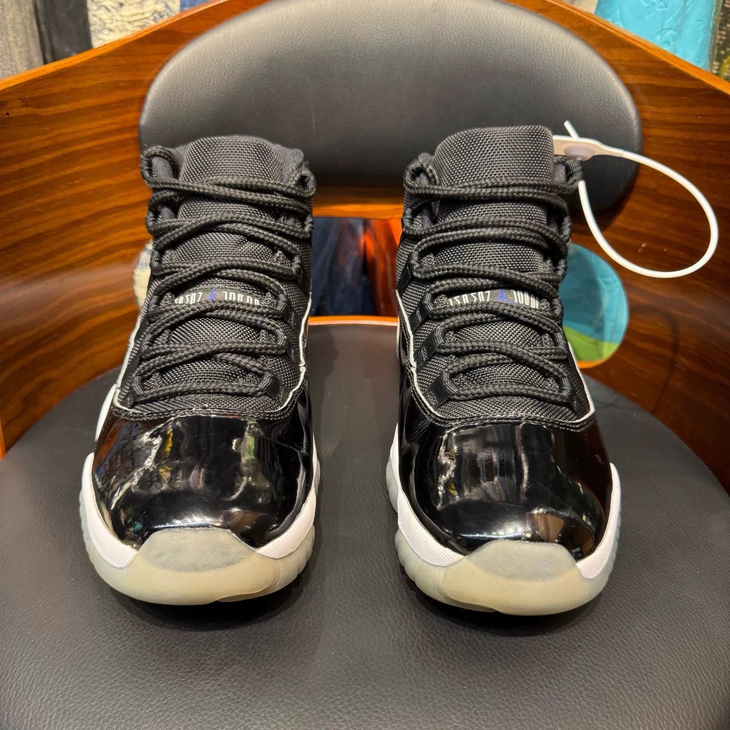Nike Nike AJ11 Lowtop Sneakers 42 Men Size US 9 / EU 42 - 2 Thumbnail