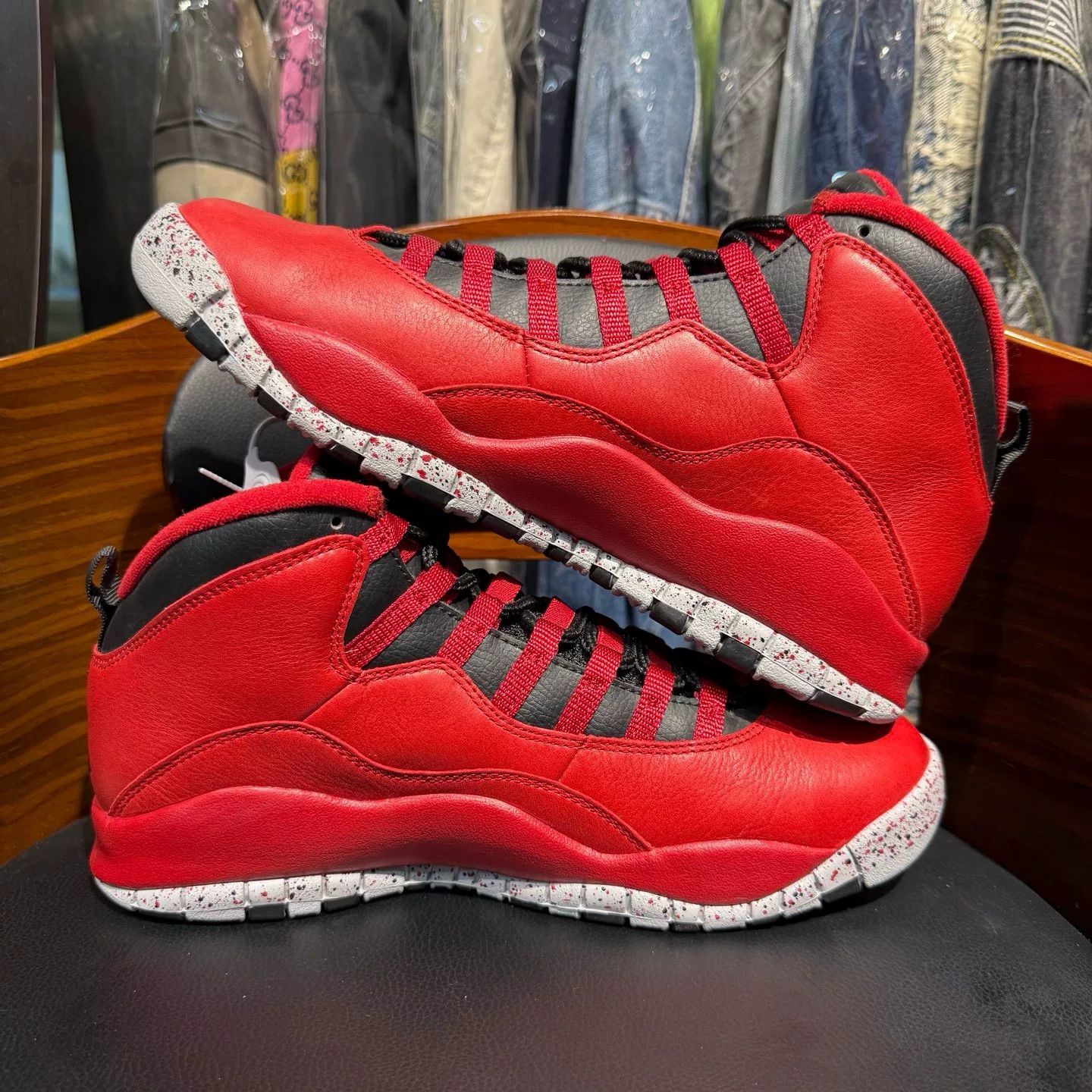 Nike Nike AJ10 Red Lowtop Sneakers 43 Men Size US 10 / EU 43 - 7 Thumbnail