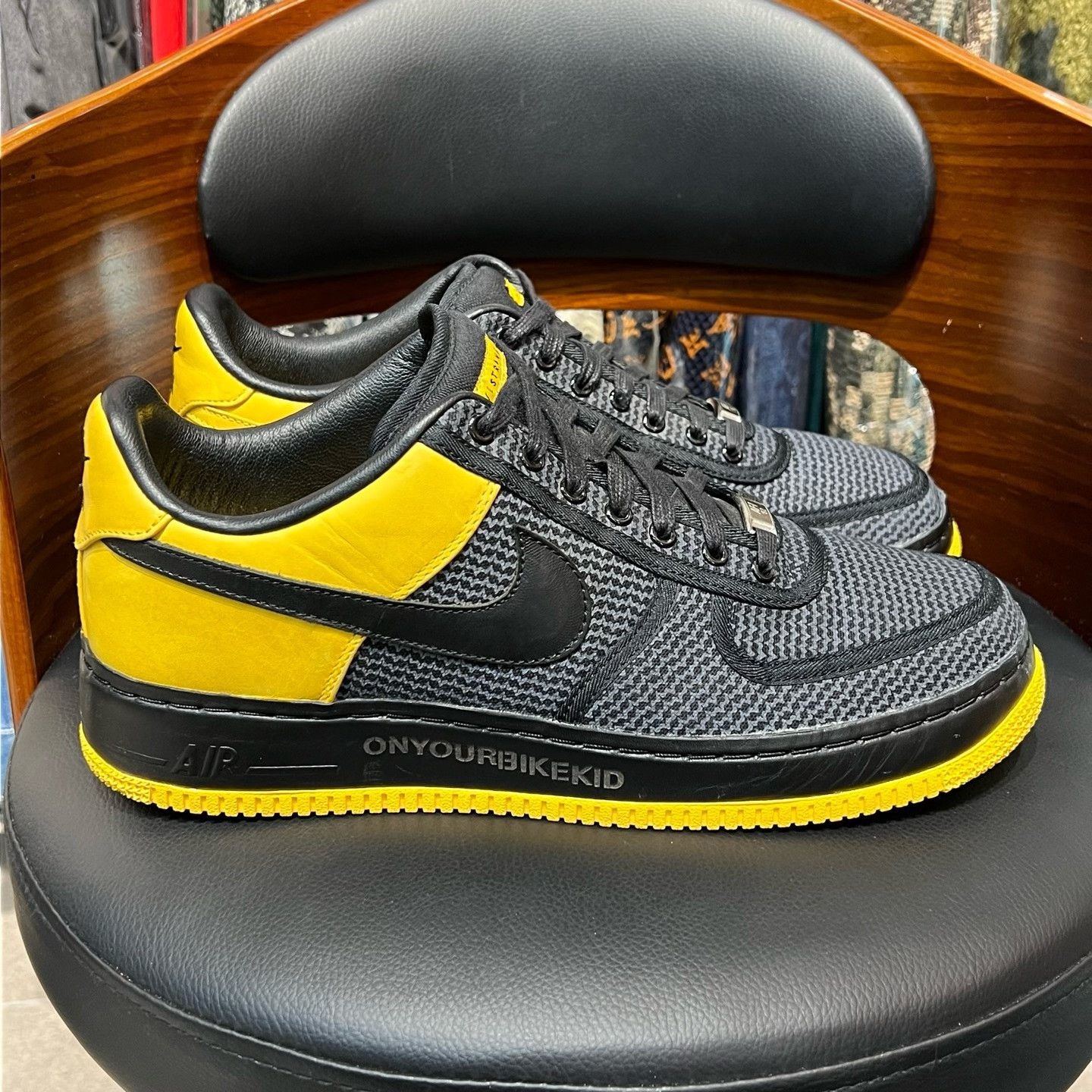 Nike Nike AF1 Collab Yellow Lowtop Sneakers S Men Size US 10 / EU 43 - 4 Thumbnail
