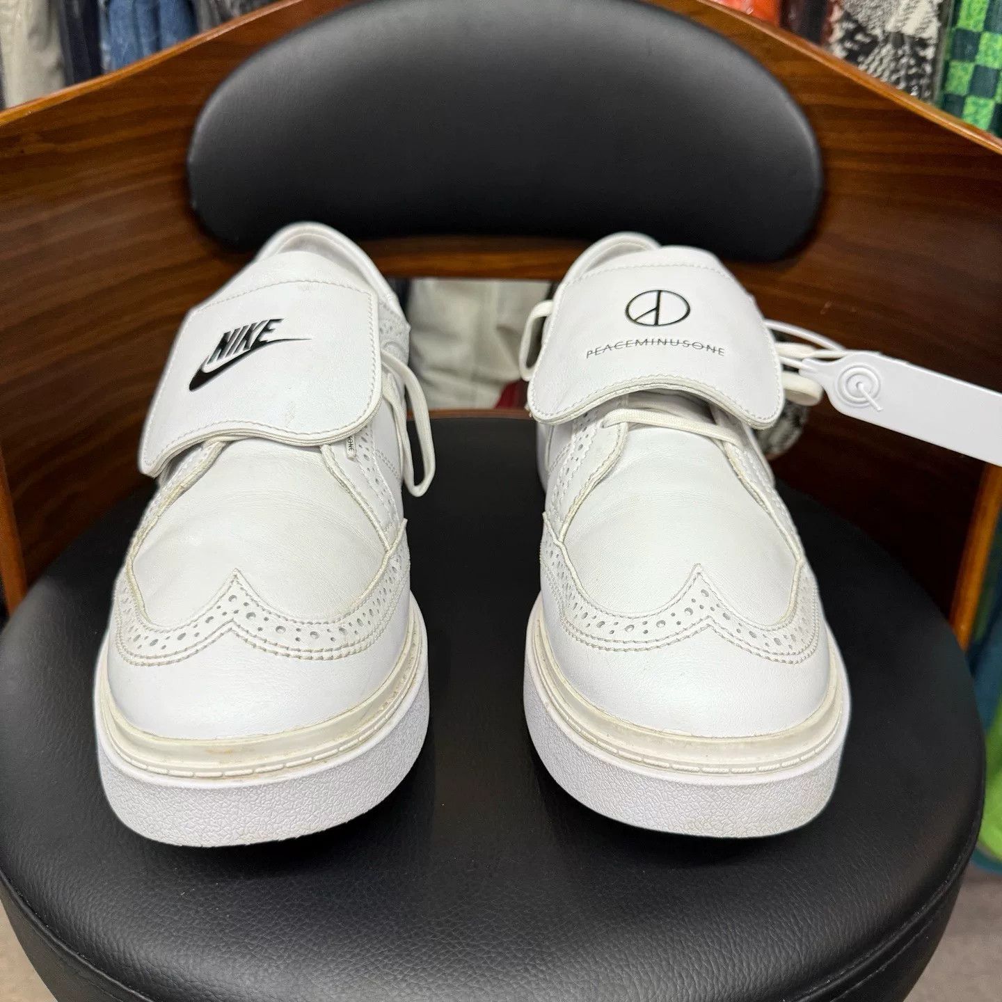 Nike Nike White Lowtop Sneakers 46 Men Size US 12 / EU 45 - 2 Thumbnail