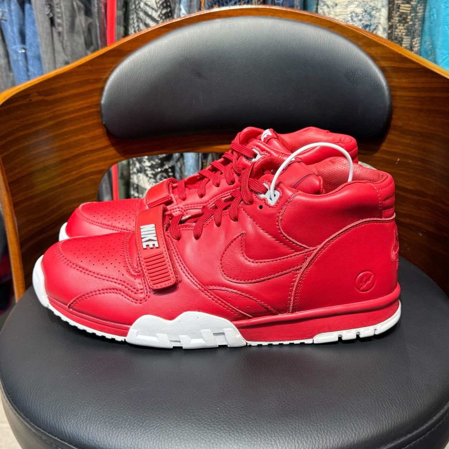 Nike Nike Collab Red Lowtop Sneakers 45 Men Size US 11.5 / EU 44-45 - 6 Thumbnail