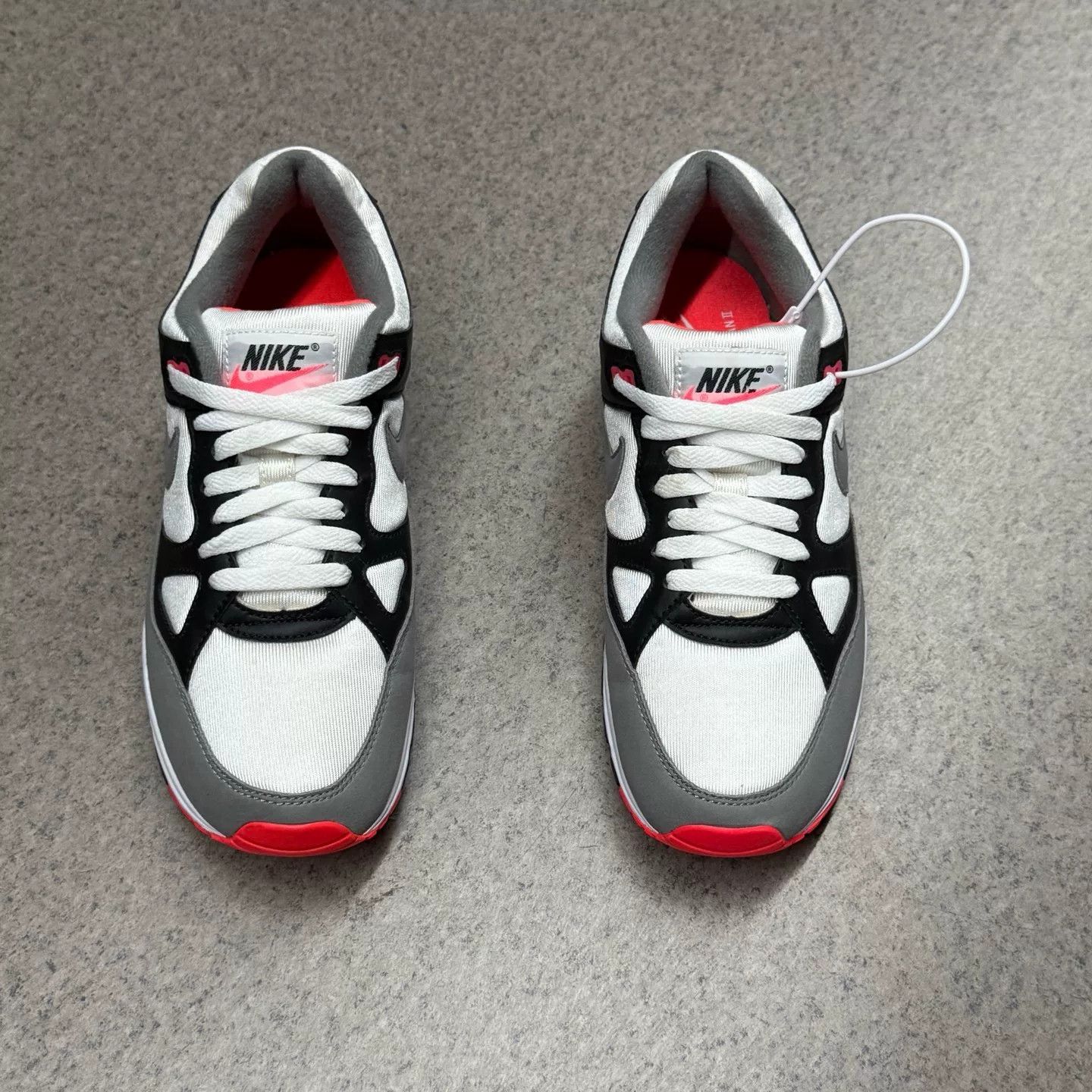 Nike Nike Black Lowtop Sneakers 42 Men Size US 9 / EU 42 - 5 Thumbnail