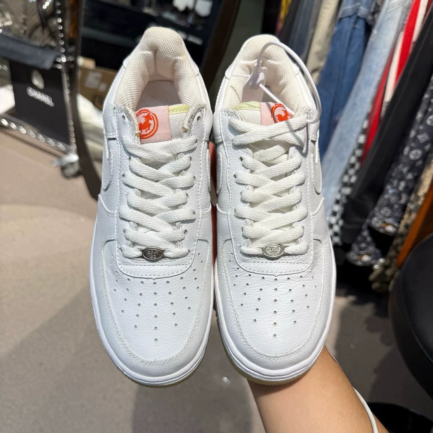 Nike Nike AF1 Lowtop Sneakers 40 Men Size US 7.5 / EU 40-41 - 5 Thumbnail