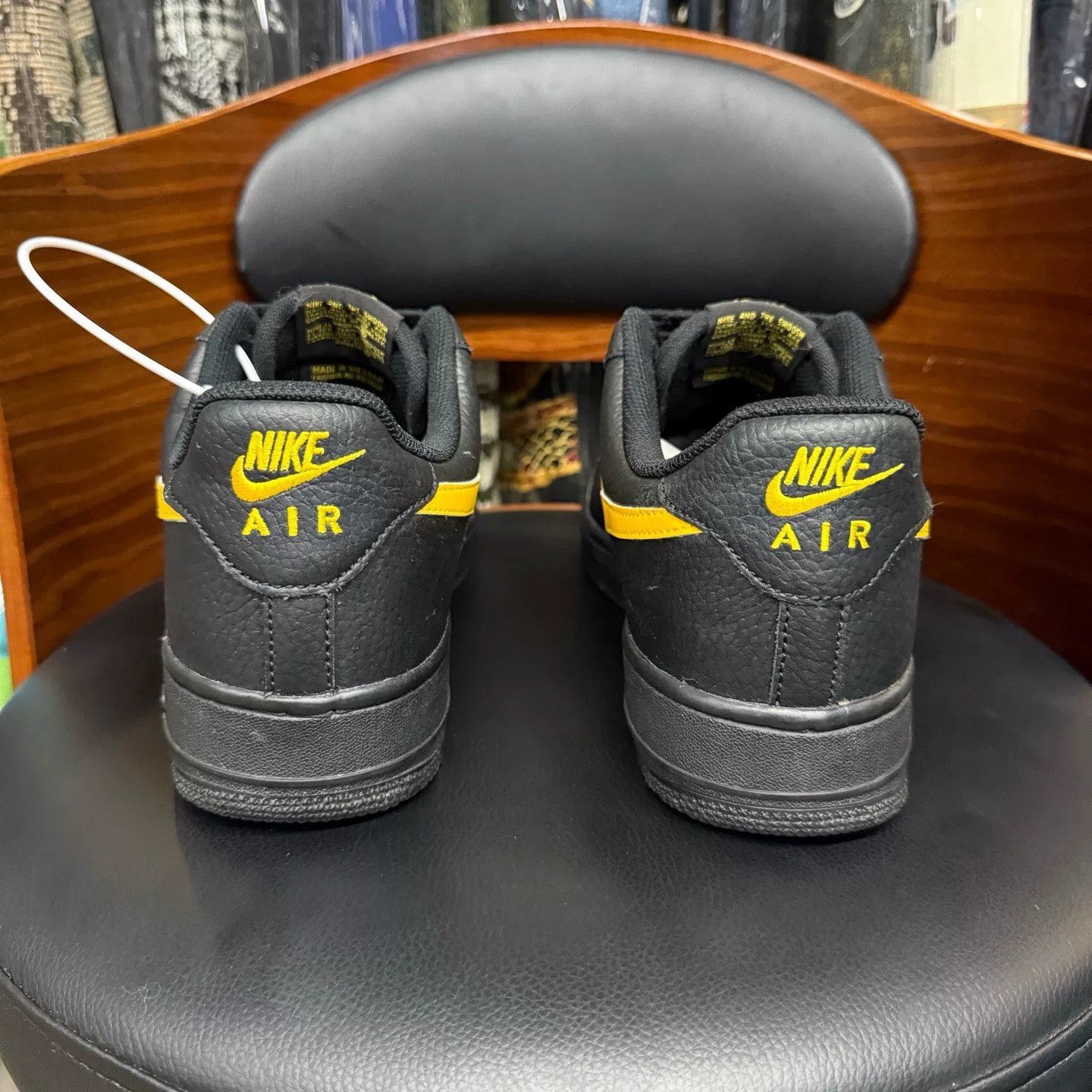 Nike Nike AF1 Limited Yellow Lowtop Sneakers 42 Men Size US 9 / EU 42 - 3 Thumbnail