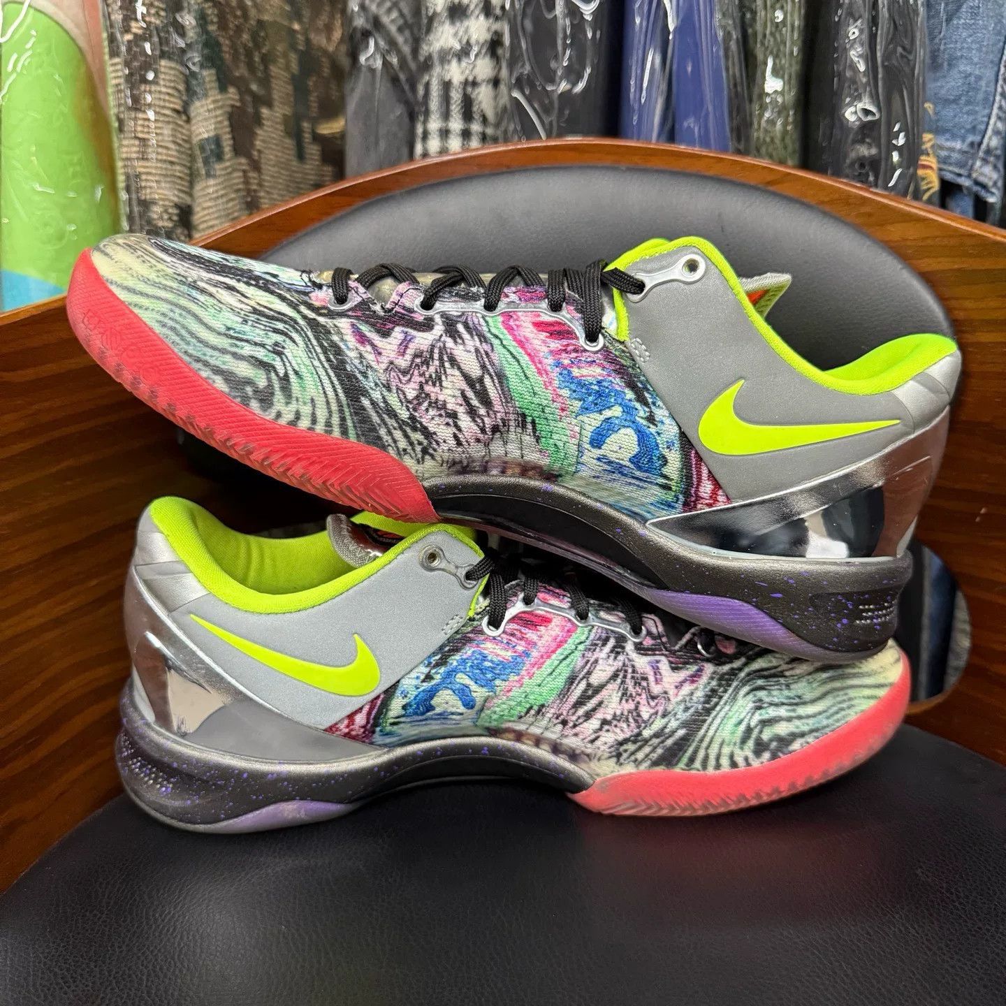 Nike Nike KOBE8 Lowtop Sneakers 42 Men Size US 9 / EU 42 - 7 Thumbnail