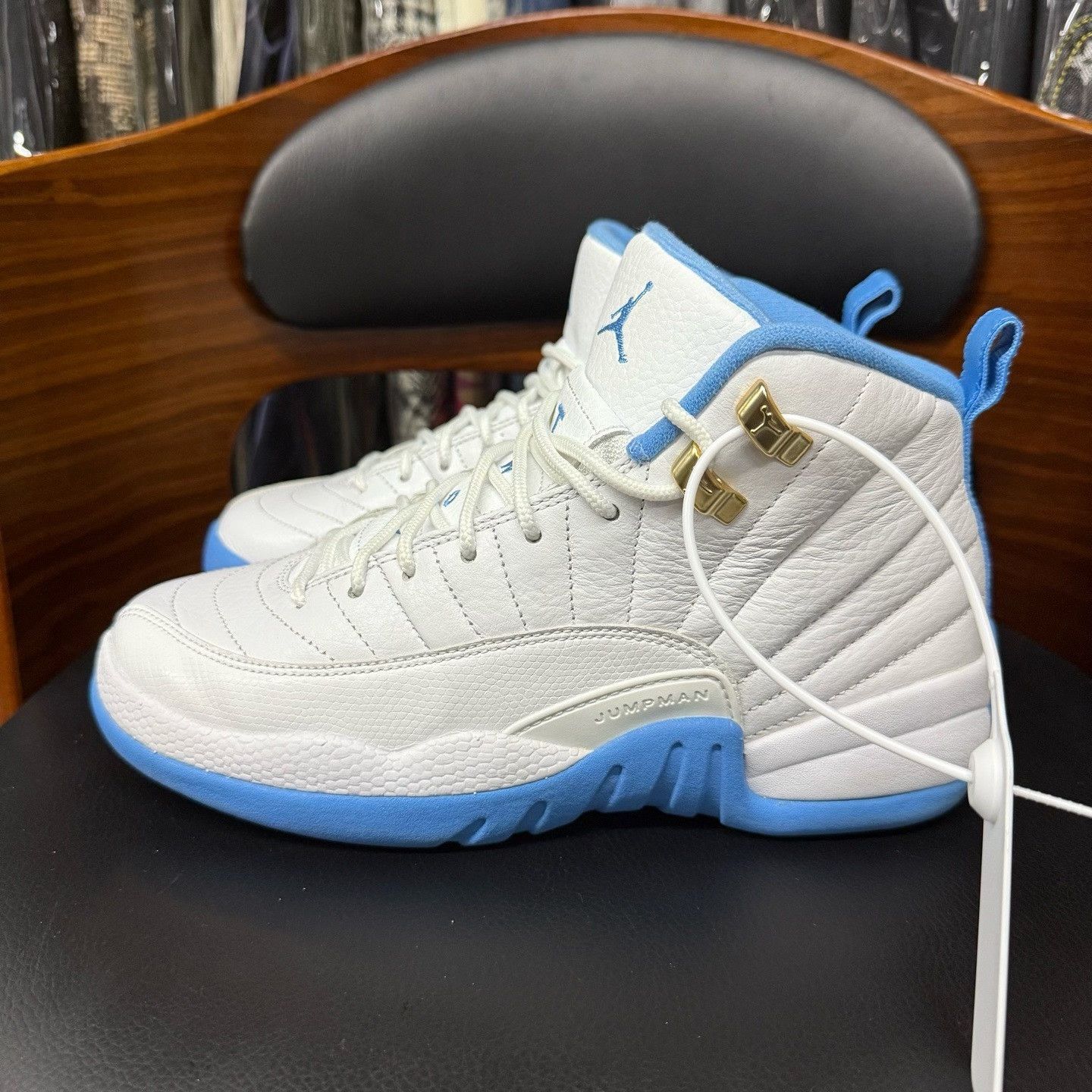Nike Nike AJ12 Blue Lowtop Sneakers 37.5 Men Size US 5.5 / EU 38 - 6 Thumbnail