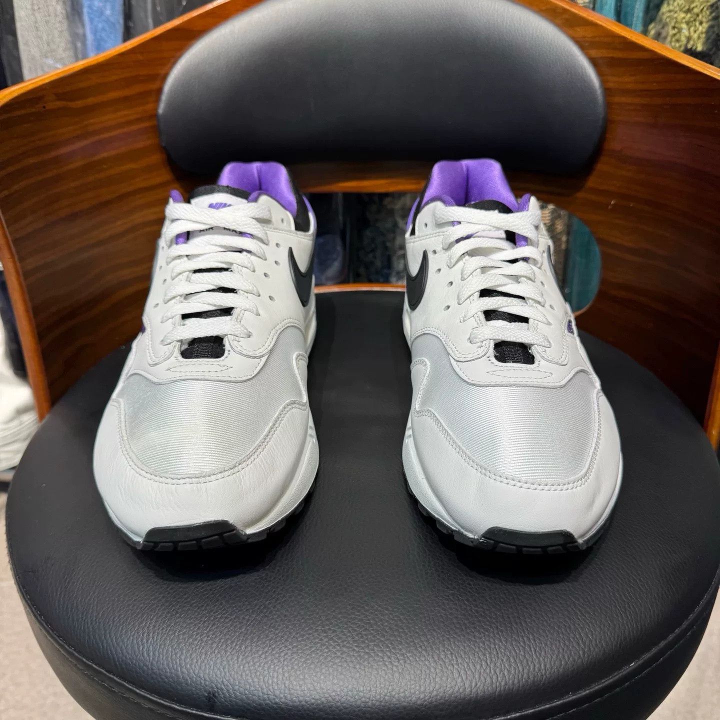 Nike Nike MAX1 White Lowtop Sneakers 44.5 Men Size US 11 / EU 44 - 2 Thumbnail