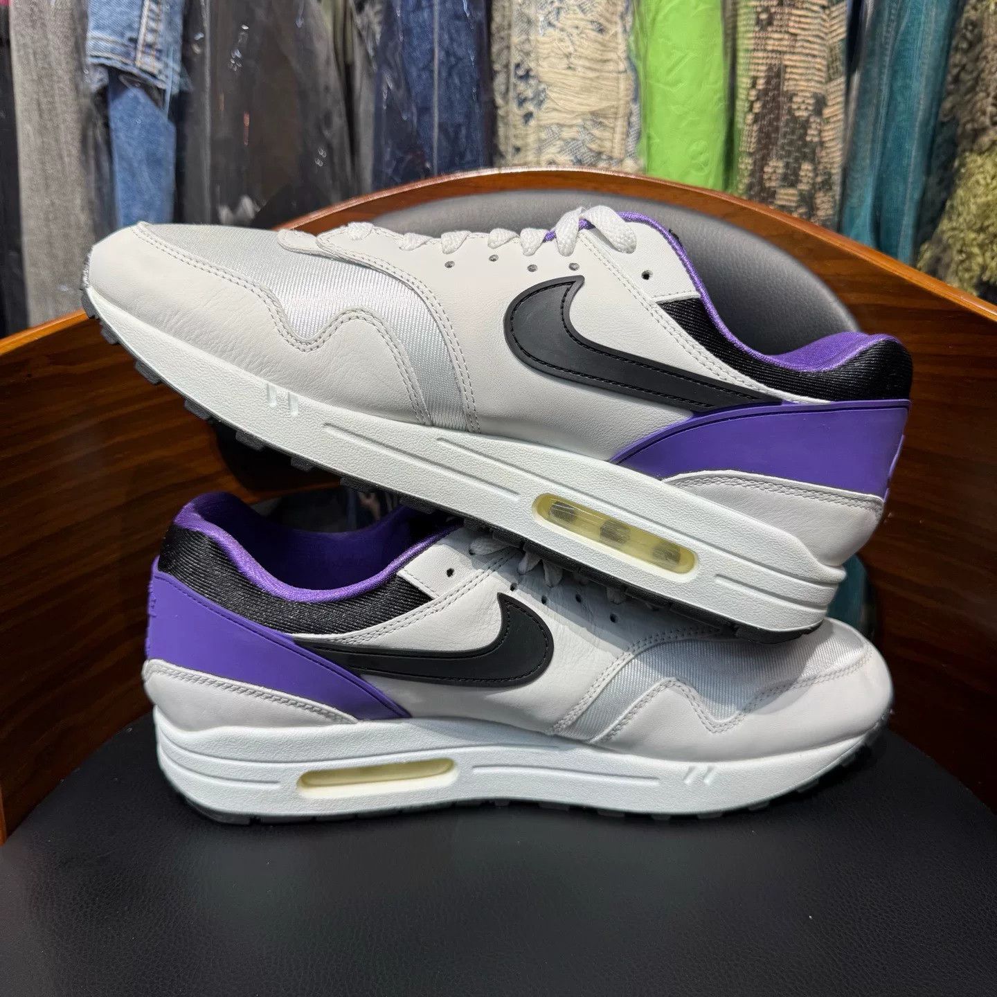 Nike Nike MAX1 White Lowtop Sneakers 44.5 Men Size US 11 / EU 44 - 7 Thumbnail