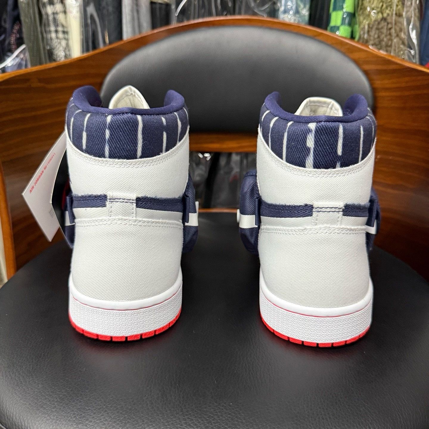 Nike Nike AJ1 Blue Lowtop Sneakers 44.5 Men Size US 11 / EU 44 - 3 Thumbnail