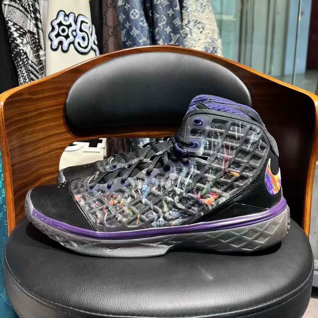 Nike Nike KOBE3 Lowtop Sneakers 46 Men Size US 12 / EU 45 - 4 Thumbnail