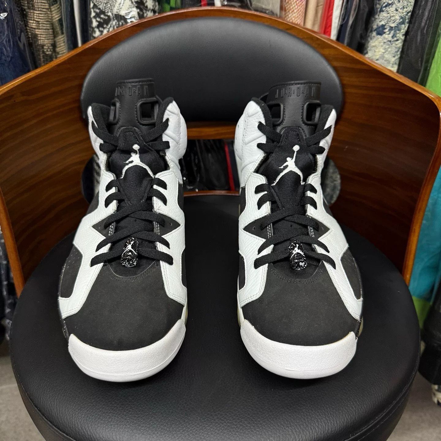 Nike Nike AJ6 Black Lowtop Sneakers 45 Men Size US 11.5 / EU 44-45 - 2 Thumbnail