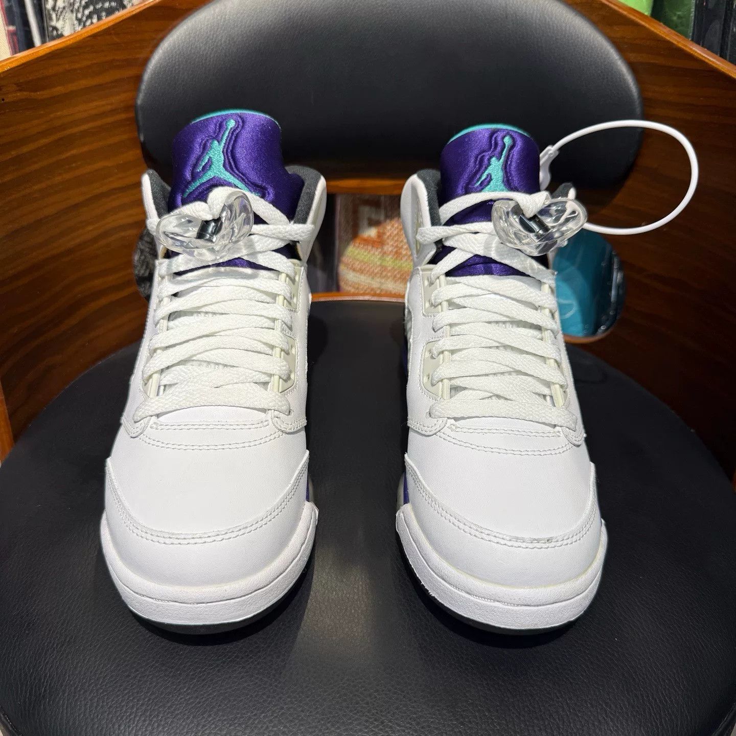 Nike Nike AJ5 White Lowtop Sneakers 38 Men Size US 6 / EU 39 - 2 Thumbnail