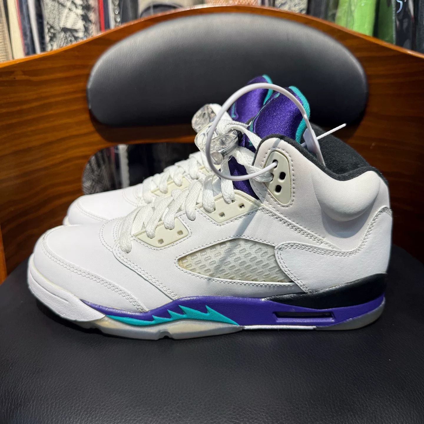 Nike Nike AJ5 White Lowtop Sneakers 38 Men Size US 6 / EU 39 - 6 Thumbnail