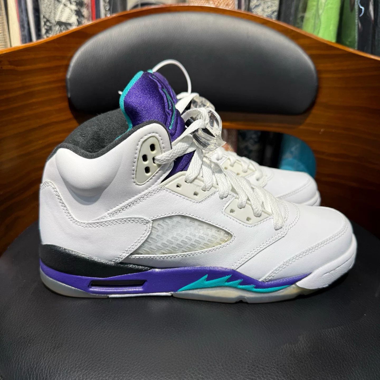 Nike Nike AJ5 White Lowtop Sneakers 38 Men Size US 6 / EU 39 - 4 Thumbnail