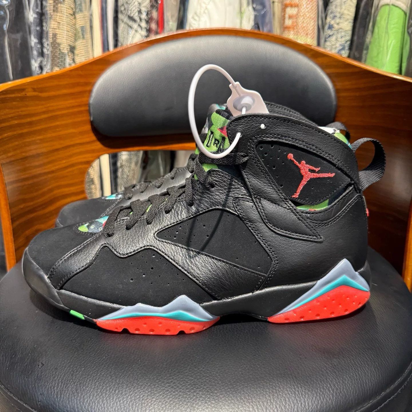 Nike Nike AJ7 Lowtop Sneakers 41 Men Size US 8.5 / EU 41-42 - 6 Thumbnail