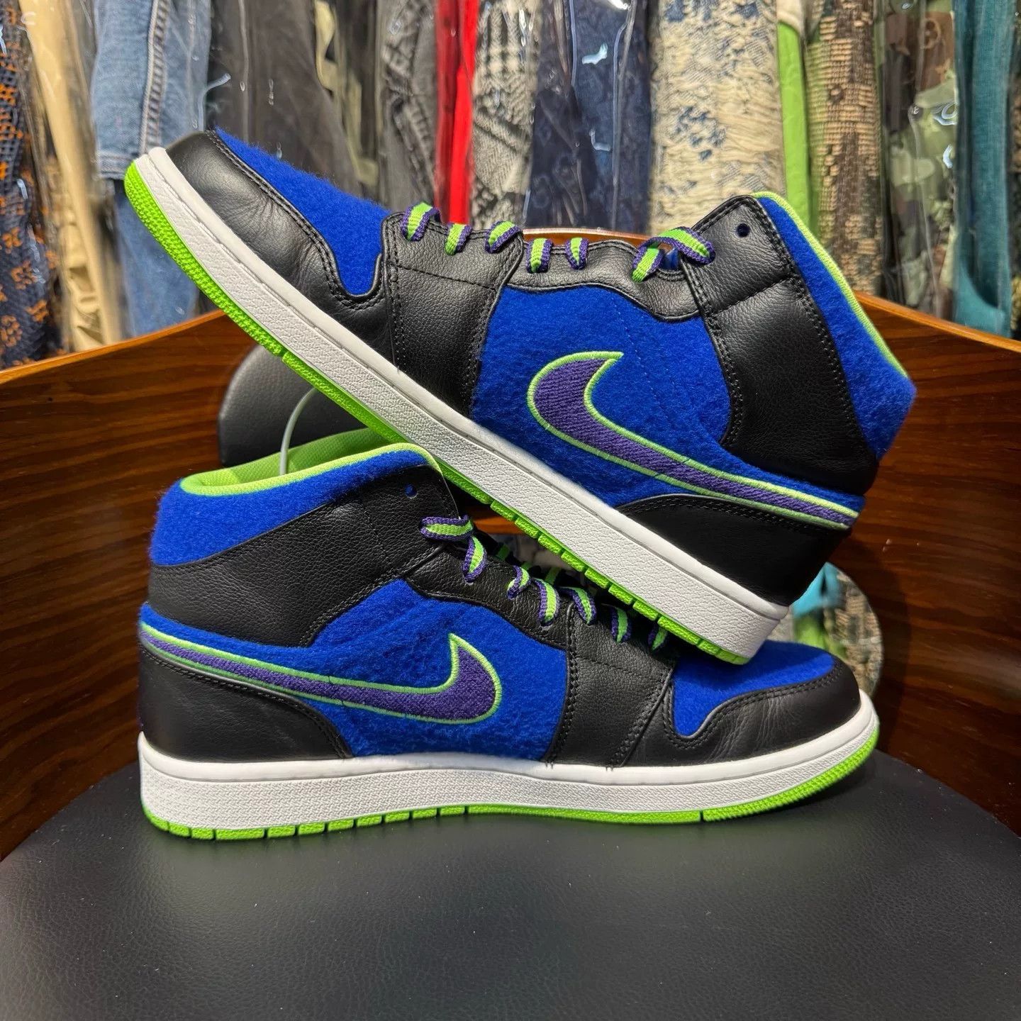 Nike Nike AJ1 Blue Lowtop Sneakers 44.5 Men Size US 11 / EU 44 - 7 Thumbnail