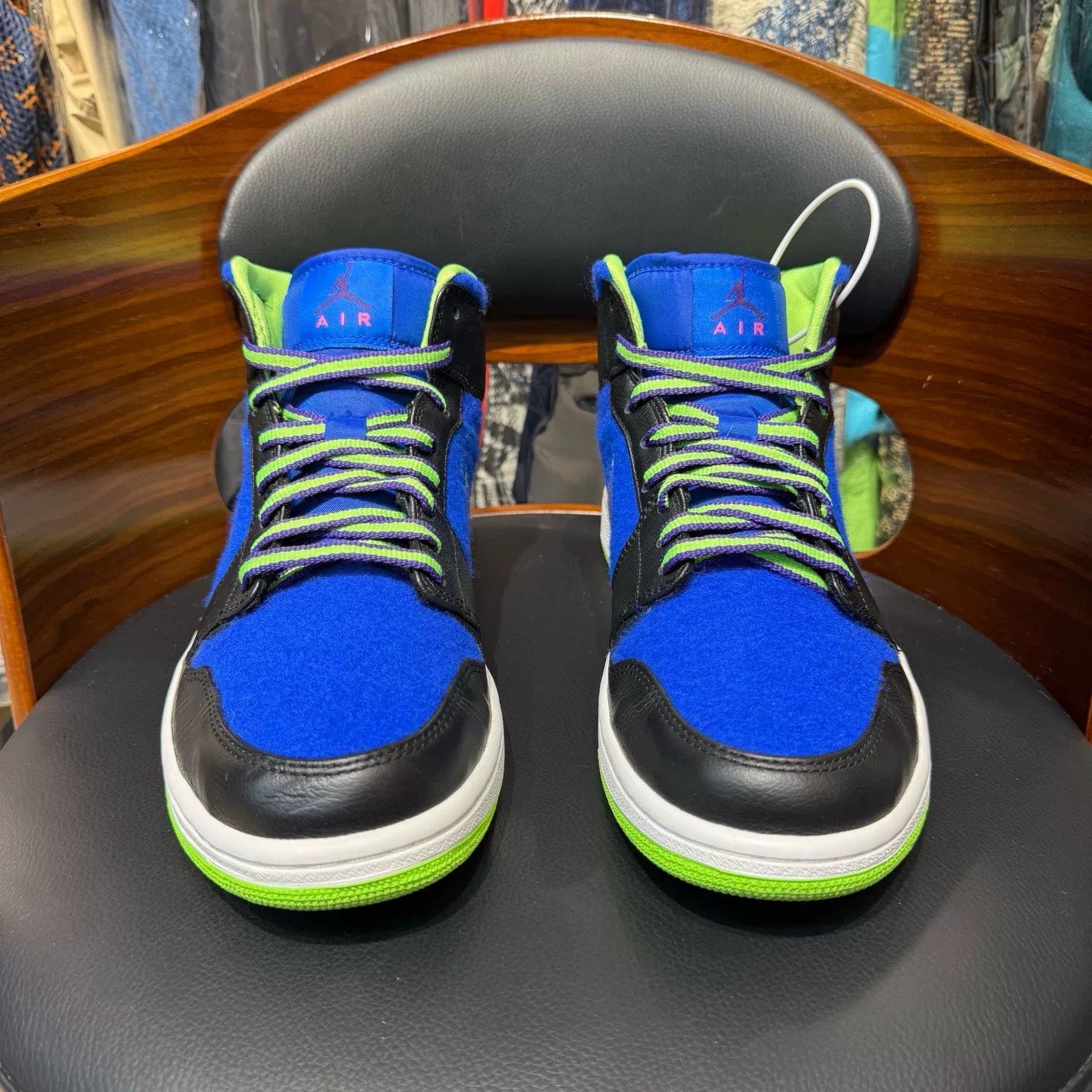Nike Nike AJ1 Blue Lowtop Sneakers 44.5 Men Size US 11 / EU 44 - 2 Thumbnail