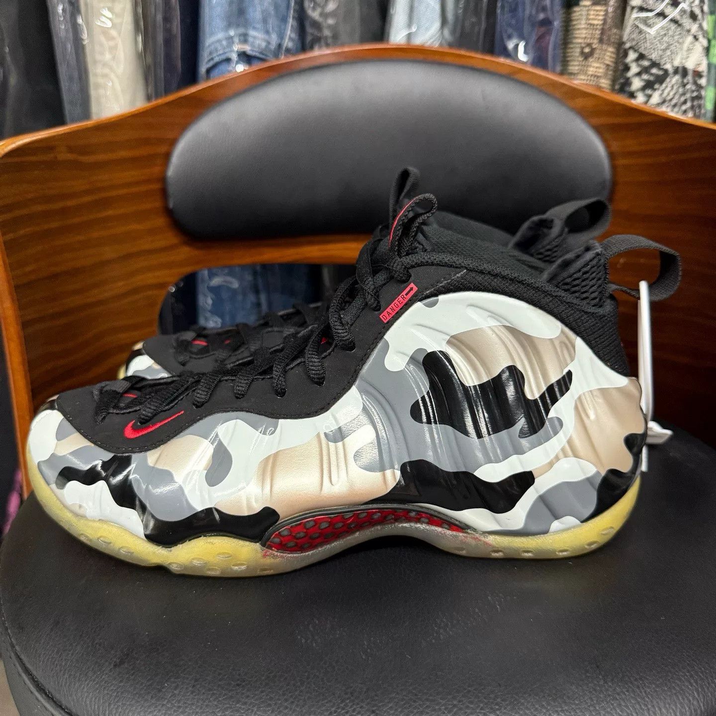 Nike Nike Camo Lowtop Sneakers 40 Men Size US 7.5 / EU 40-41 - 6 Thumbnail