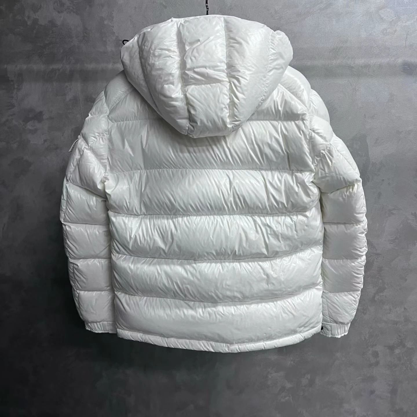 Moncler Moncler White Down Jacket 3 Women Size XS / US 0-2 / IT 36-38 - 6 Thumbnail