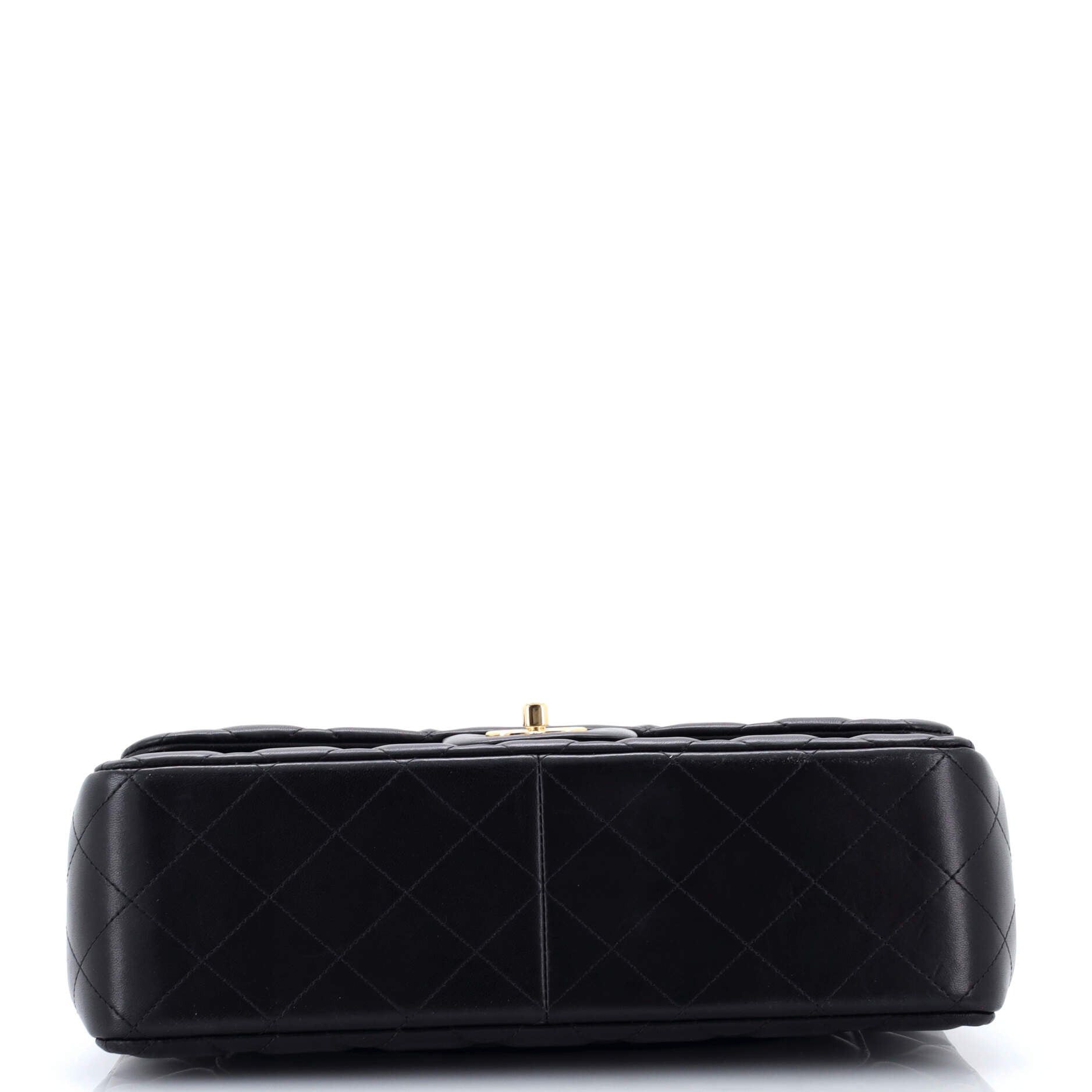 Chanel Classic Double Flap Bag Size ONE SIZE - 4 Thumbnail